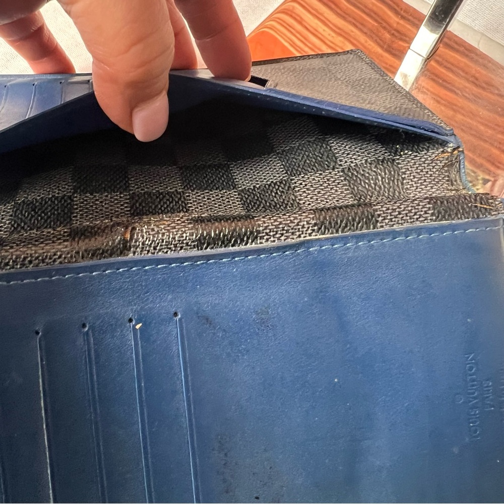 Louis Vuitton Checkered Long Black Wallet, Multiple Compartments and credit card - Picture 11 of 13